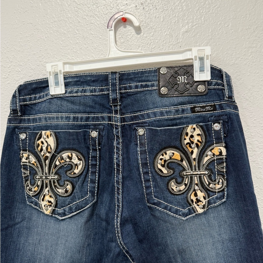 Miss Me Mid Rise Bootcut Jeans Dark Wash Size 31 Inseam 34 - Picture 3 of 7